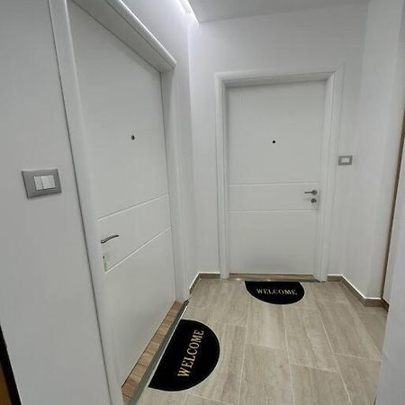 Studio City Center Тирана Екстер'єр фото
