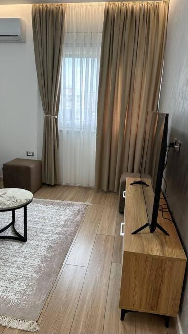 Studio City Center Тирана Екстер'єр фото