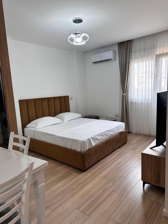 Studio City Center Тирана Екстер'єр фото